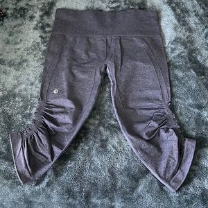 🍋 Like new Lululemon crops